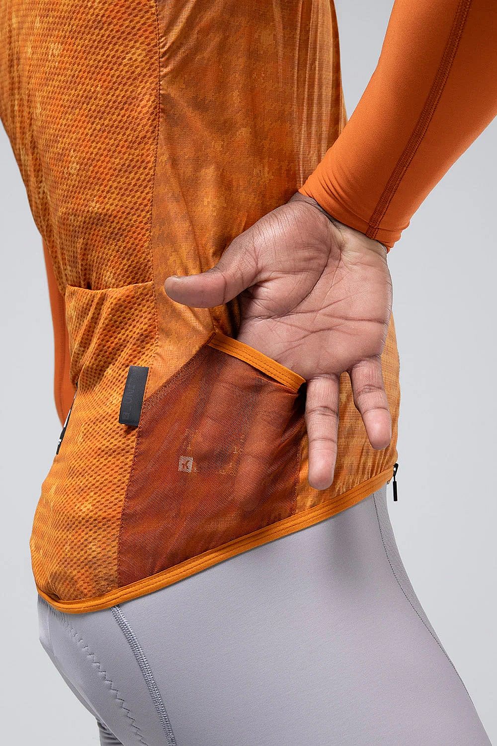 118389-Gobik-Plus-2.0-fietsvest-mouwloos-thai-heren-afbeelding-6