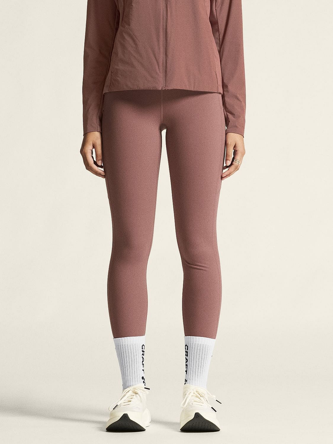 121196-Craft-ADV-Essence-Warm-3-hardloopbroek-lang-roze-dames-afbeelding-5