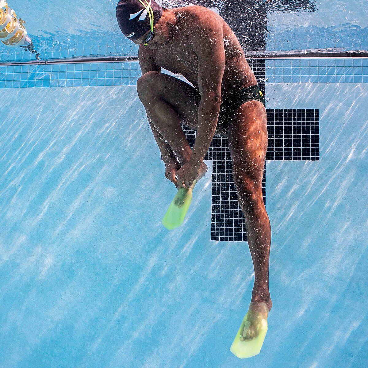 145291-Finis-SlipFin-Pro-zwemvinnen-volt-green-afbeelding-6