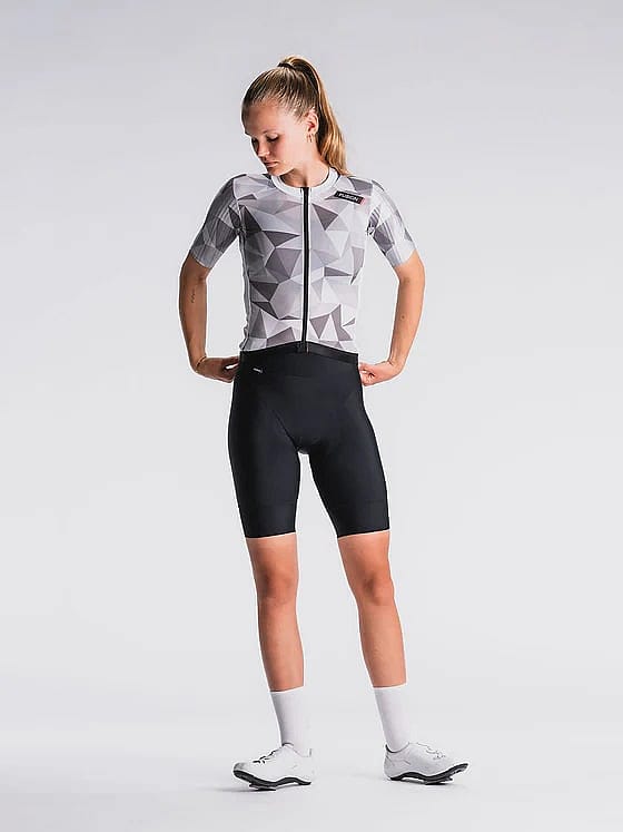 117990-Fusion-fietsbroek-kort-zwart-dames-afbeelding-6