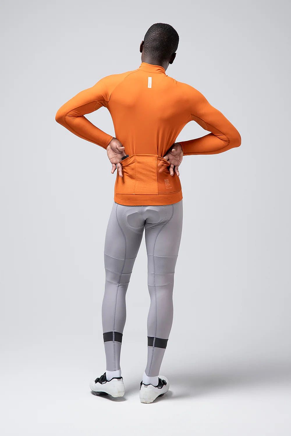 120342-Gobik-Pacer-Solid-2.0-Thai-fietsshirt-lange-mouw-heren-afbeelding-4