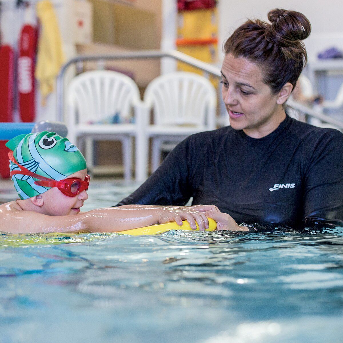 113214-Finis-Thermal-swim-shirt-zwart-unisex-afbeelding-3