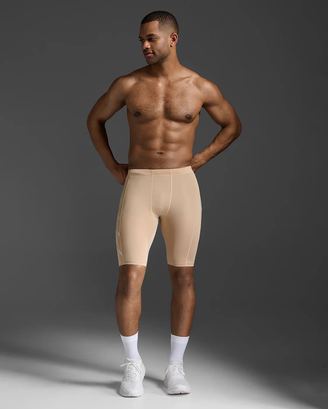 113473-2XU-Core-Compression-Shorts-BeigeSilver-Heren-afbeelding-4