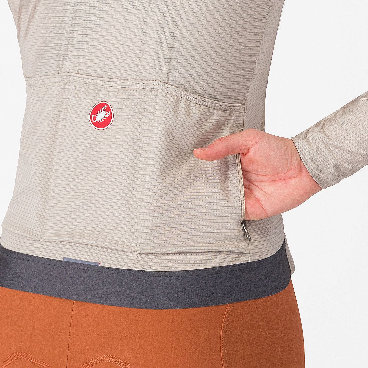 111223-Castelli-Espresso-fietsshirt-lange-mouw-grijs-dames-afbeelding-5
