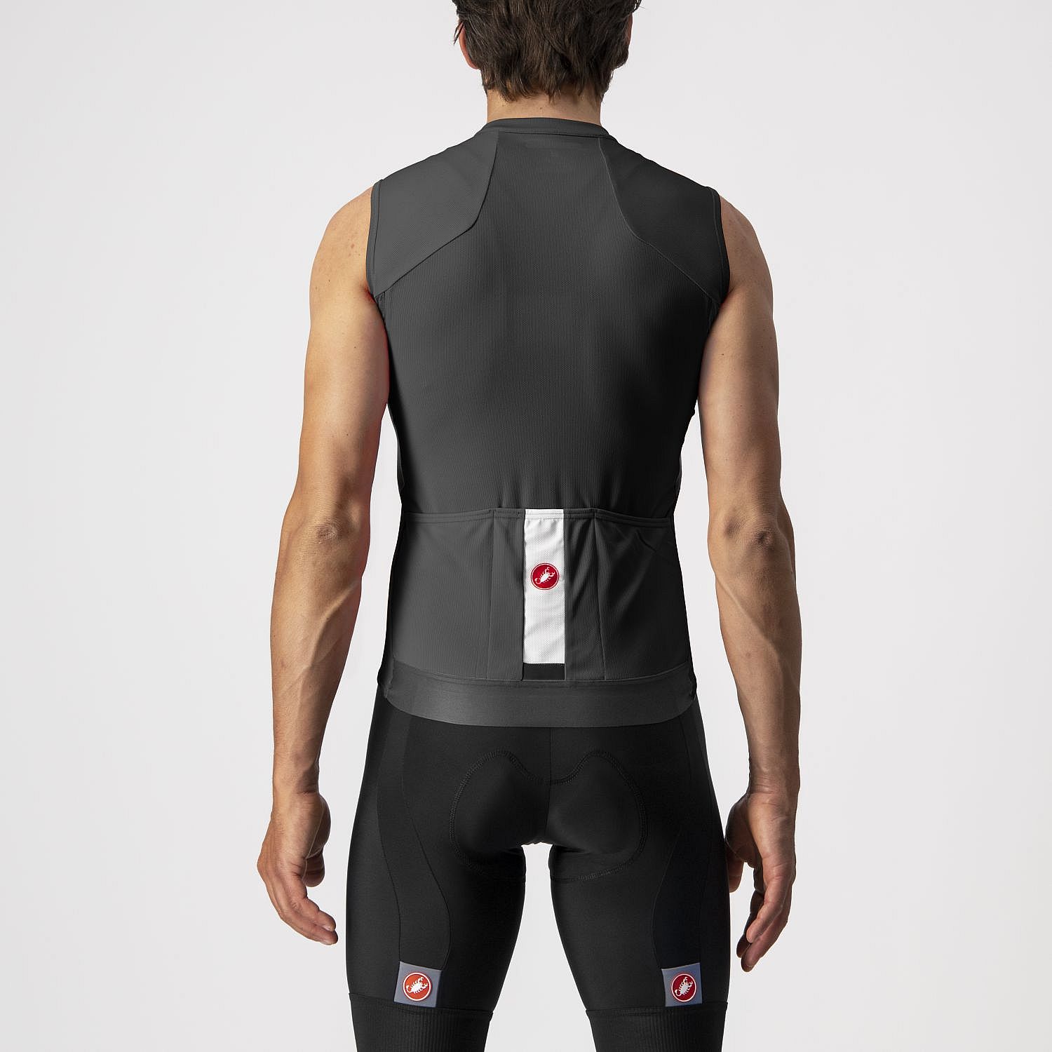 86931-Castelli-Entrata-VI-mouwloos-fietsshirt-zwartgrijs-heren-afbeelding-2