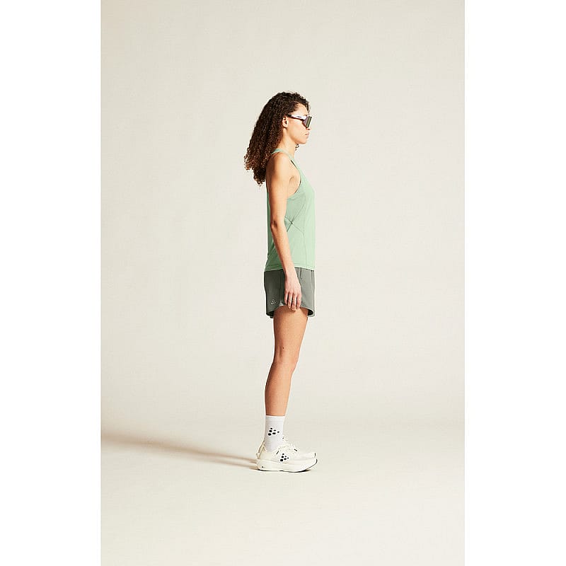 121090-Craft-ADV-Essence-2-hardloop-singlet-groen-dames-afbeelding-3