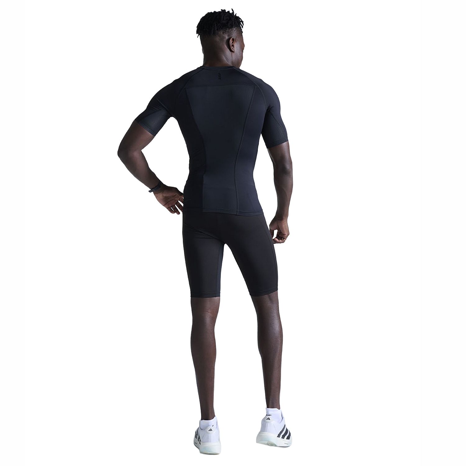 141808-2XU-Core-compression-hardloopshirt-korte-mouw-Black-heren-afbeelding-3