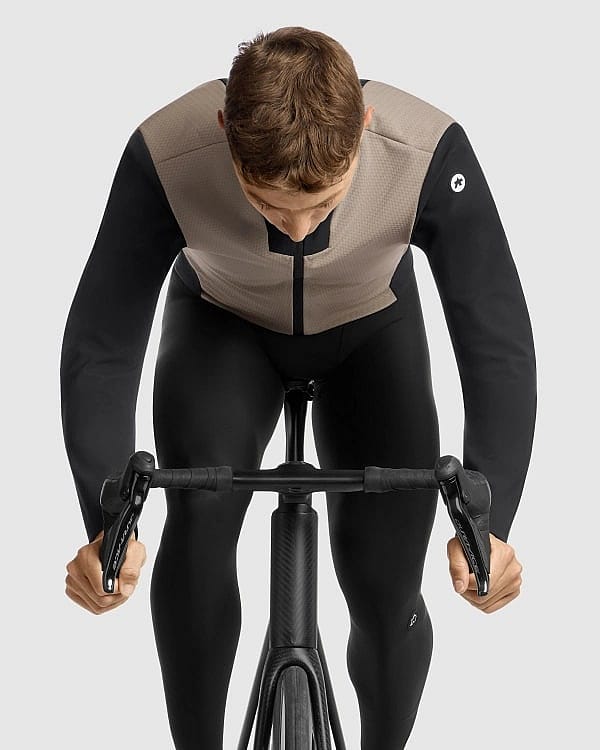 118520-Assos-Mille-GT-hashoogl-S11-winter-fietsjack-dune-sand-heren-afbeelding-5