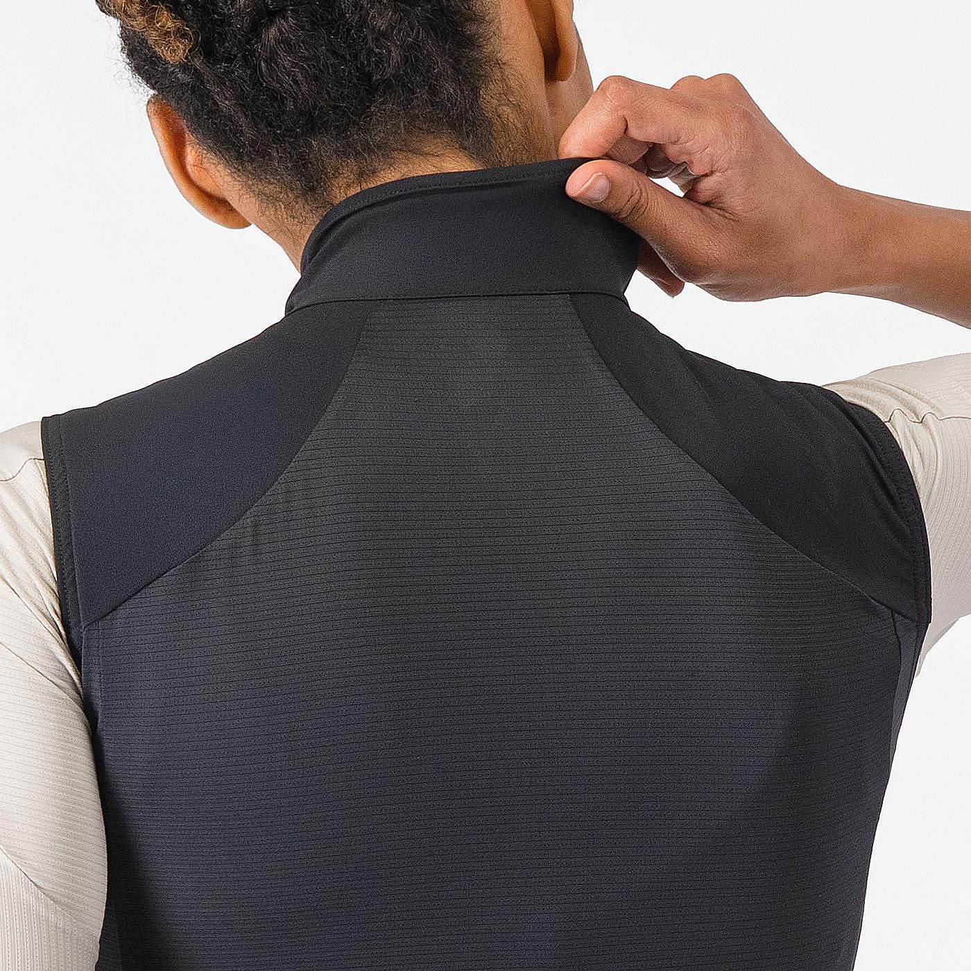 141095-Castelli-espresso-2-w-vest-black-dames-afbeelding-3