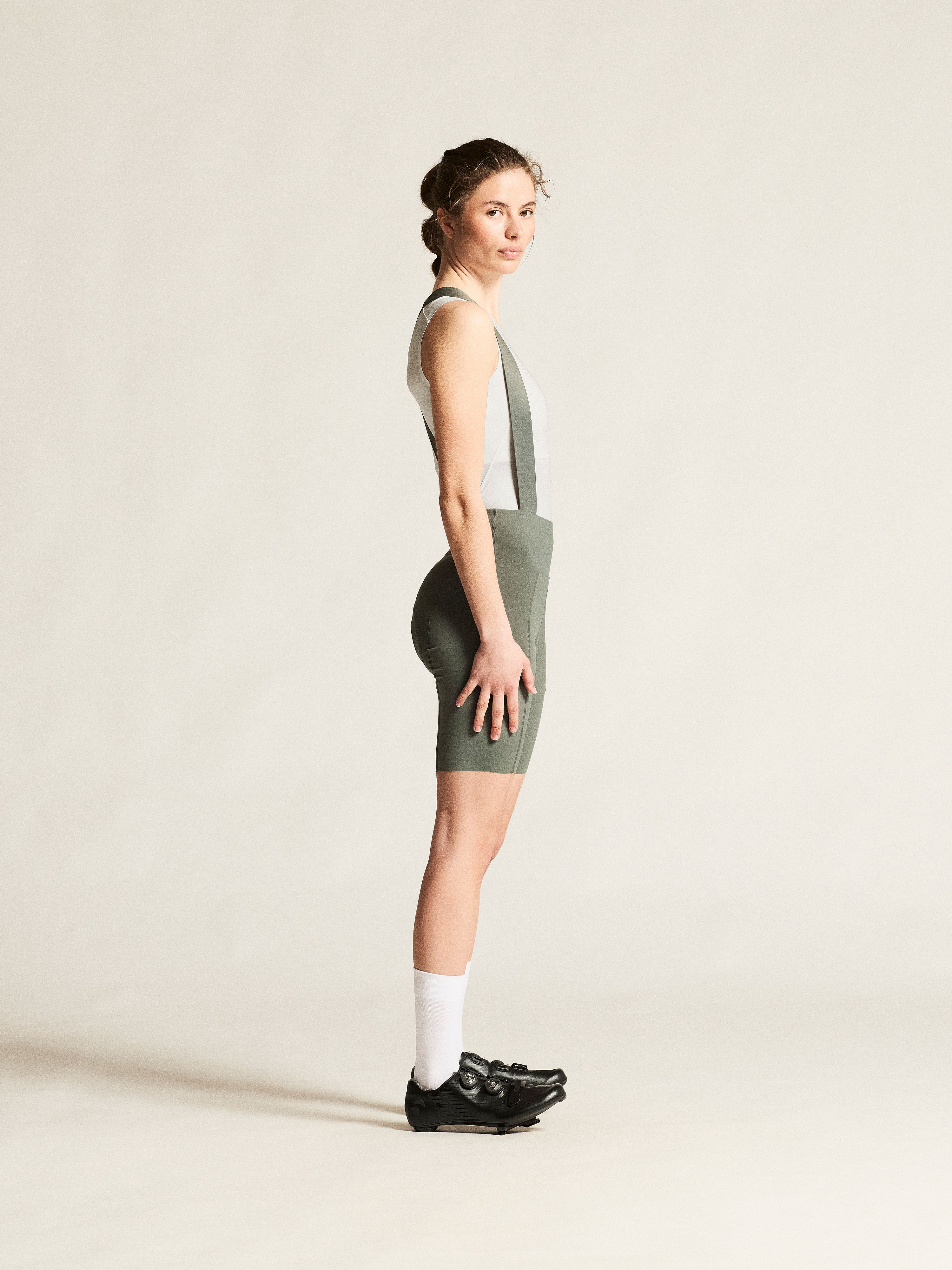142936-Craft-endur-c2-fietsbroek-kort-dames-leaf-afbeelding-4