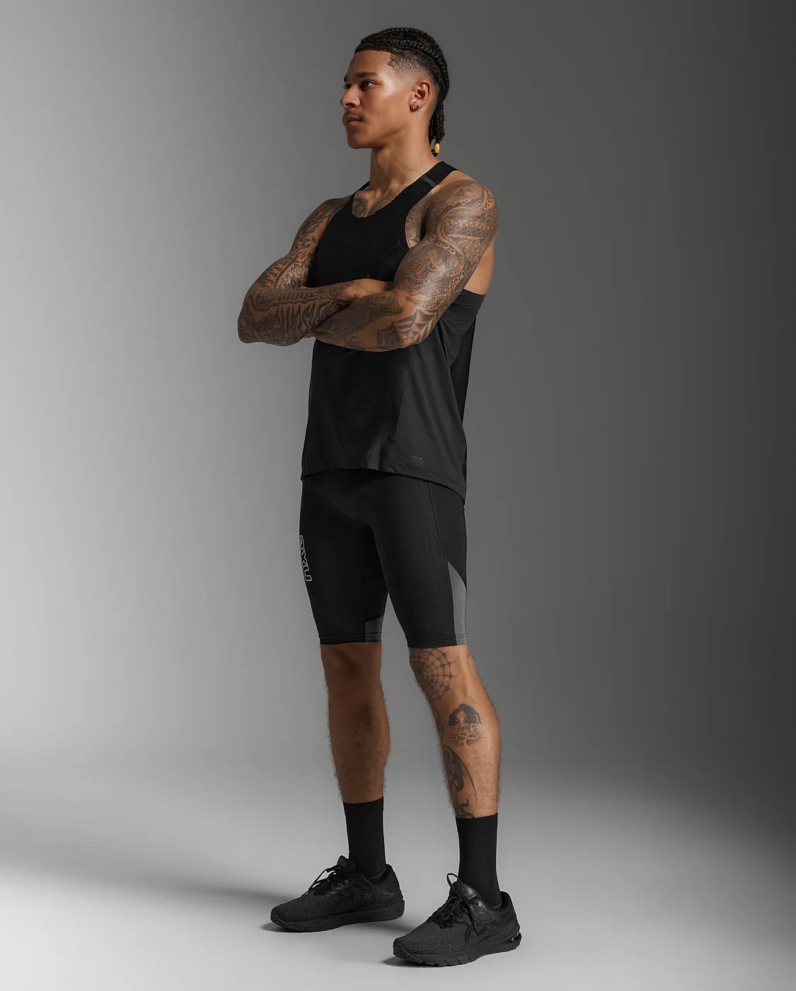 113504-2XU-Light-Speed-React-hardloopsinglet-Zwart-Reflecterend-Heren-afbeelding-2