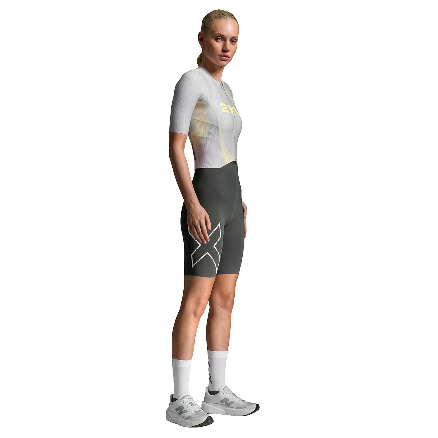 141914-2XU-Light-speed-react-trisuit-korte-mouw-Lemon-IceJupiter-dames-afbeelding-2