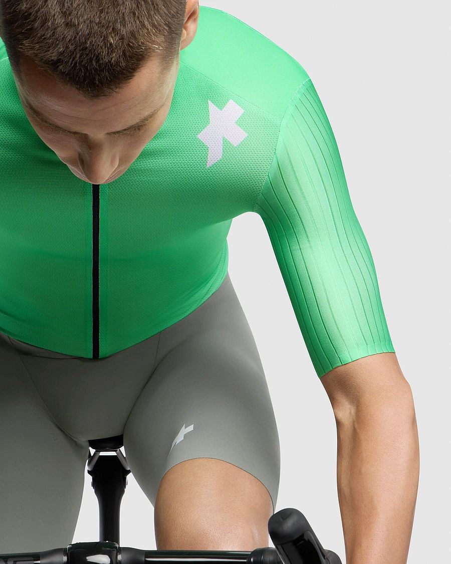 140327-Assos-Equipe-RS-Jersey-S11-Viper-Green-heren-afbeelding-4