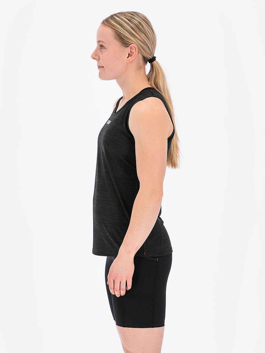 88669-Fusion-C3-Singlet-zwart-dames-afbeelding-4