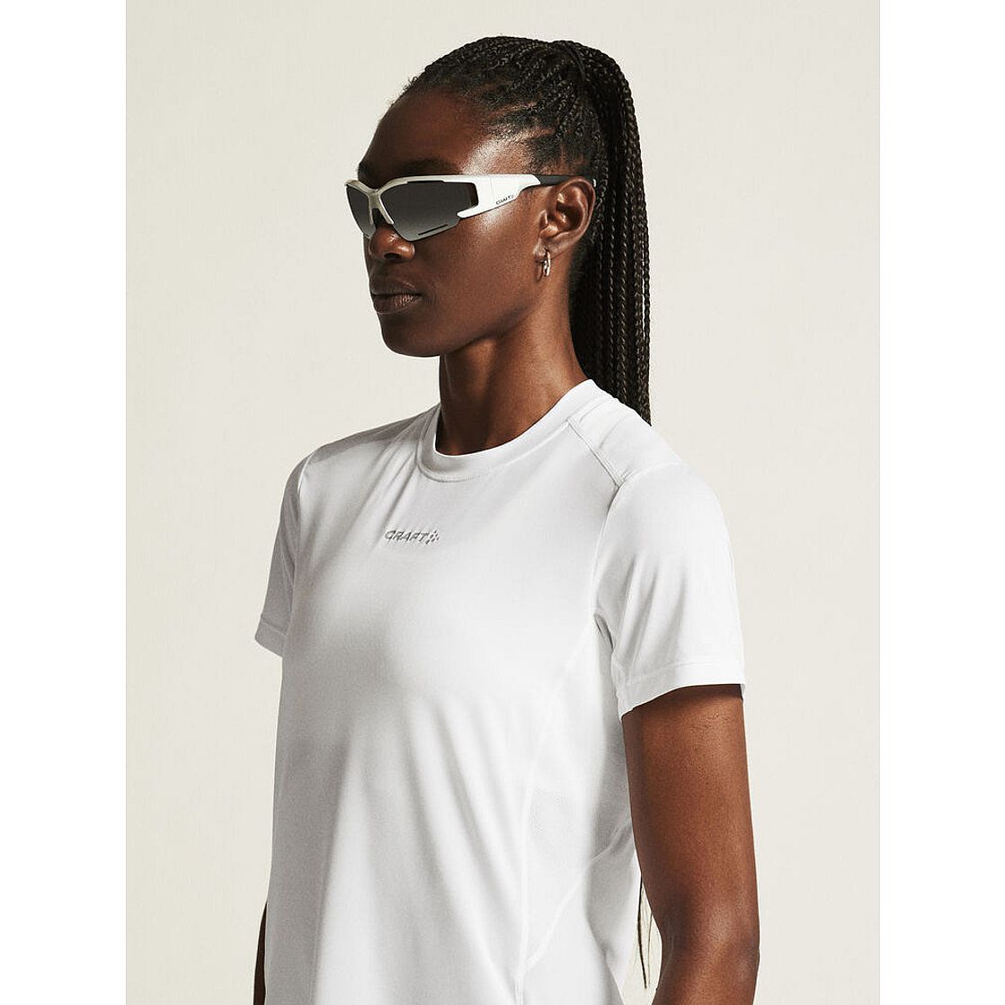 115192-Craft-ADV-Essence-2-hardloopshirt-korte-mouw-wit-dames-afbeelding-4