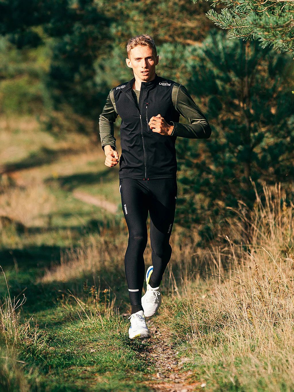 94346-Fusion-S2-Run-Vest-zwart-heren-afbeelding-3