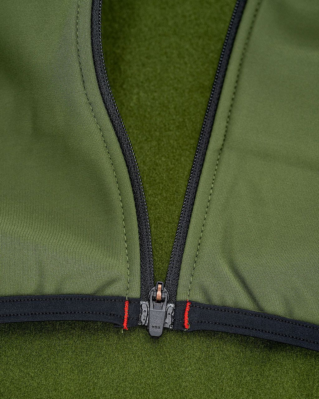 88900-Fusion-Recharge-Hoodie-groen-heren-afbeelding-7