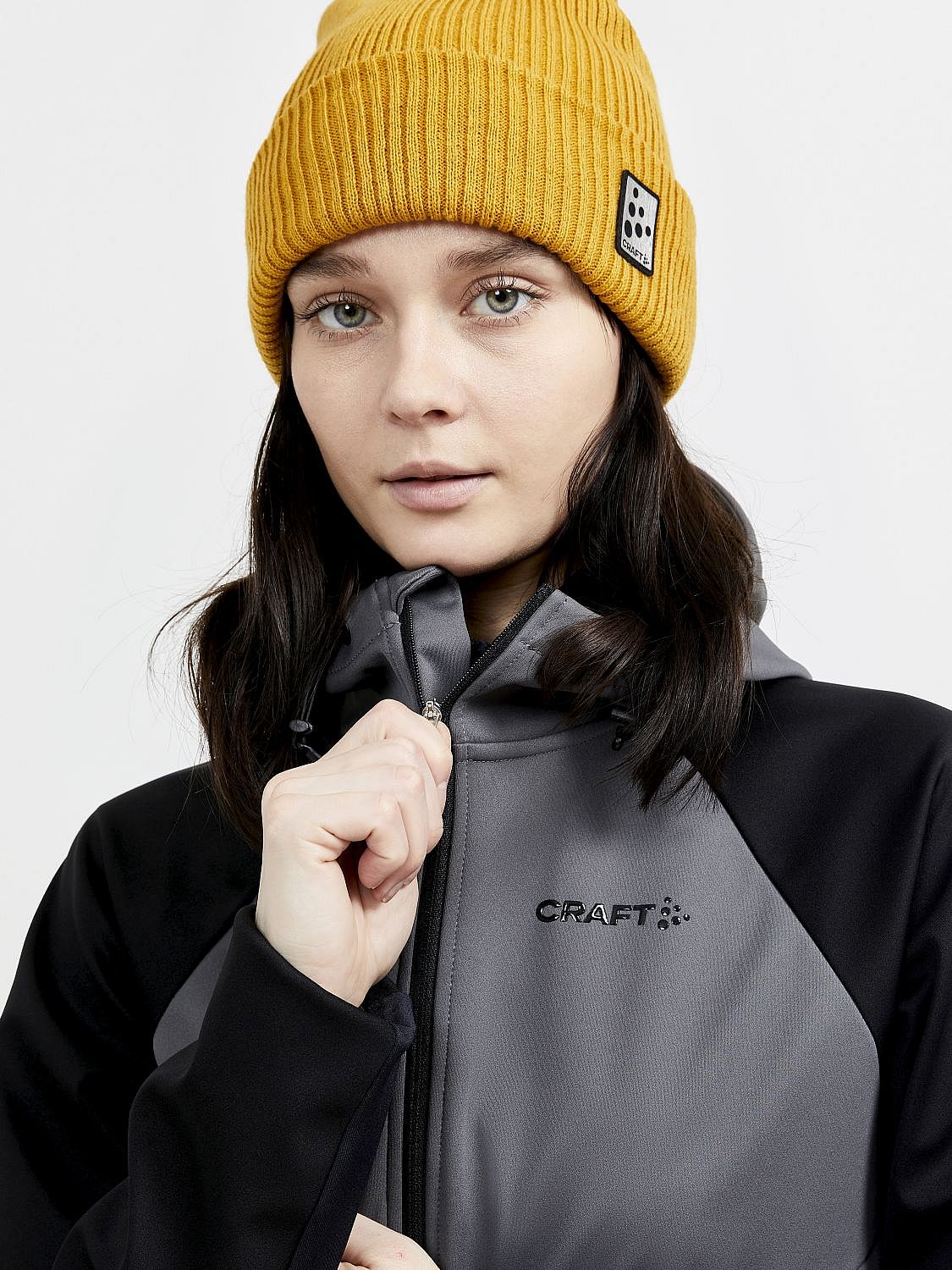 81037-Craft-Glide-hood-jack-zwart-dames-afbeelding-6